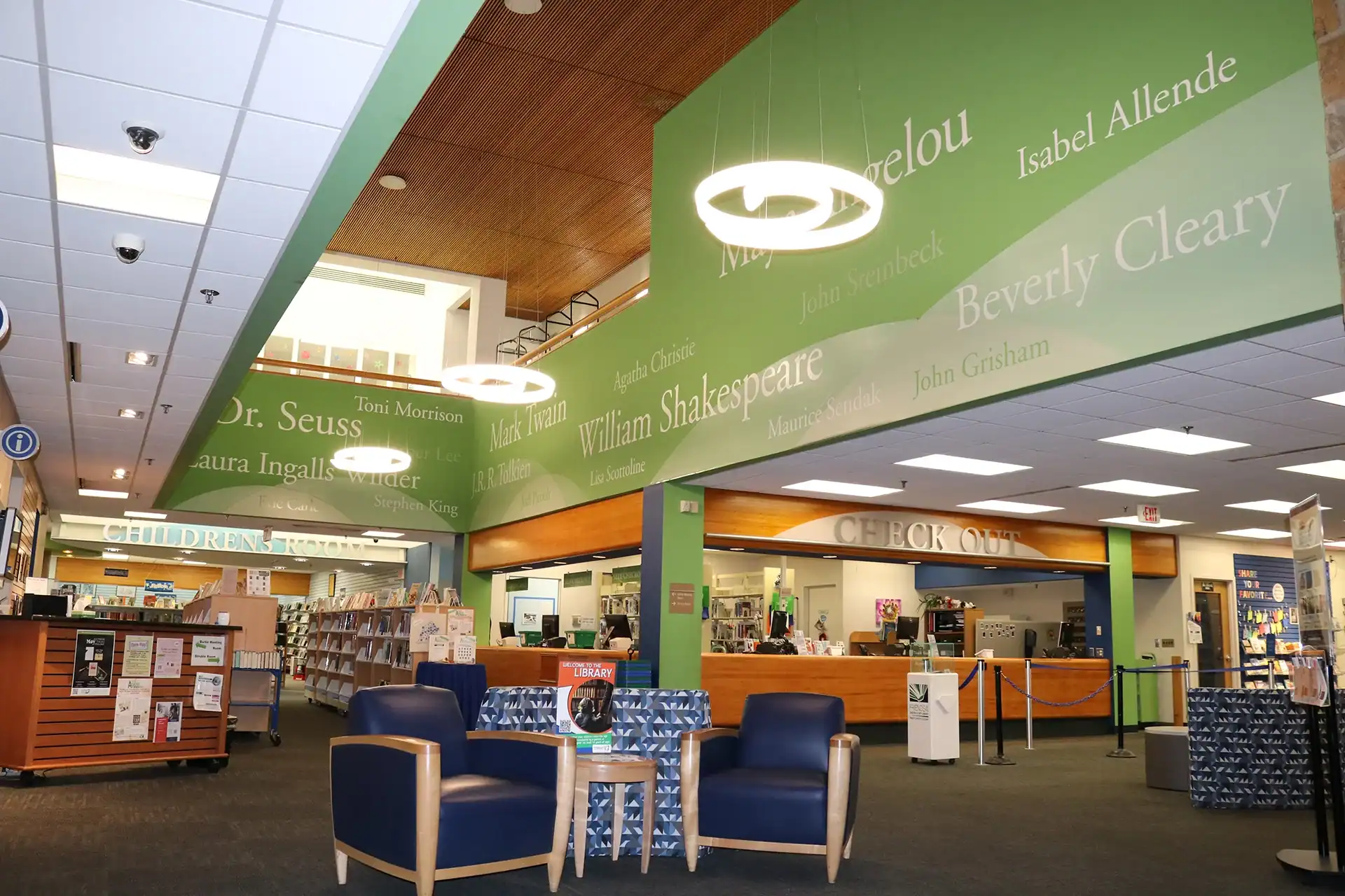 using-the-library-body-image Main lobby of the Chester County Library